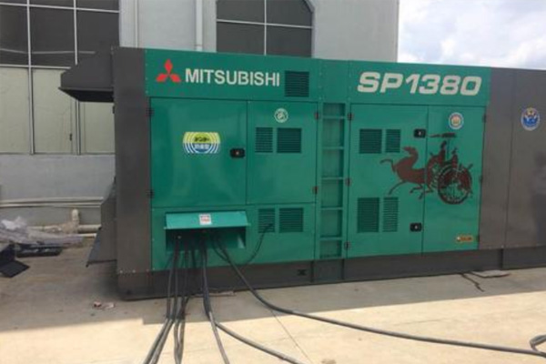 皋兰为什么有些柴油发电机组的输出电压可以调节？